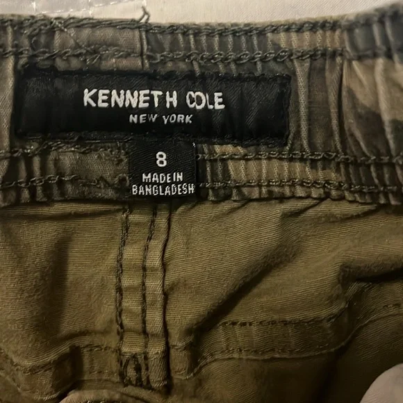 4 Pair of Boys Shorts - Picture 3 of 15